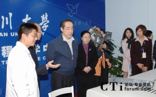 ����؄e�����^(q��)����(w��)˾˾�L(zh��ng)��Ӣ���ʈF(tu��n)���^(gu��n)�L(f��ng)��(w��n)�A���t(y��)Ժ�h(yu��n)���t(y��)�W(xu��)����