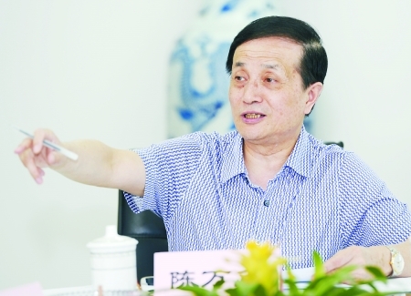 ȫ���˴�������������볣ί��ԭ�����f(xi��)����ϯ��f־